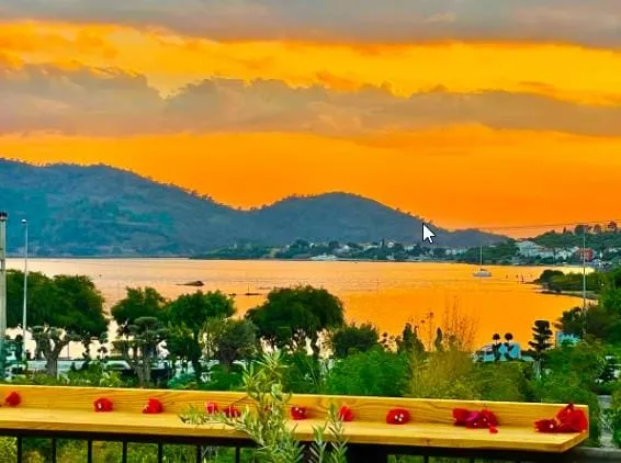 Denize sıfır villa kiralama